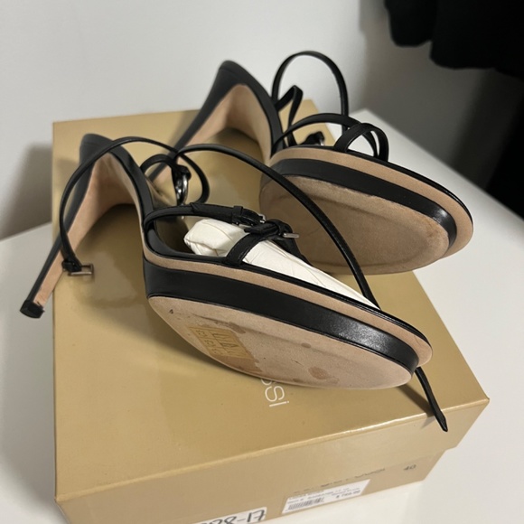 Sergio Rossi Ladies leather shoes NEVER WORN - Picture 4 of 9